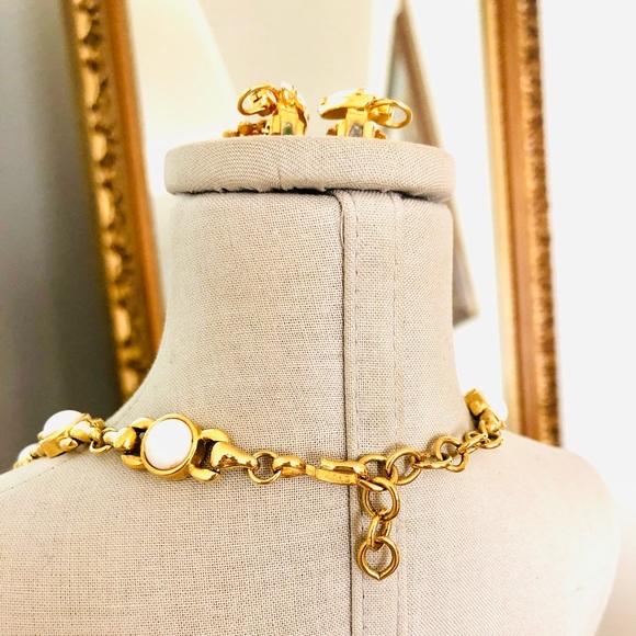 Vintage Signed Necklace & Adorable Flower Earrings - Picture 11 of 16